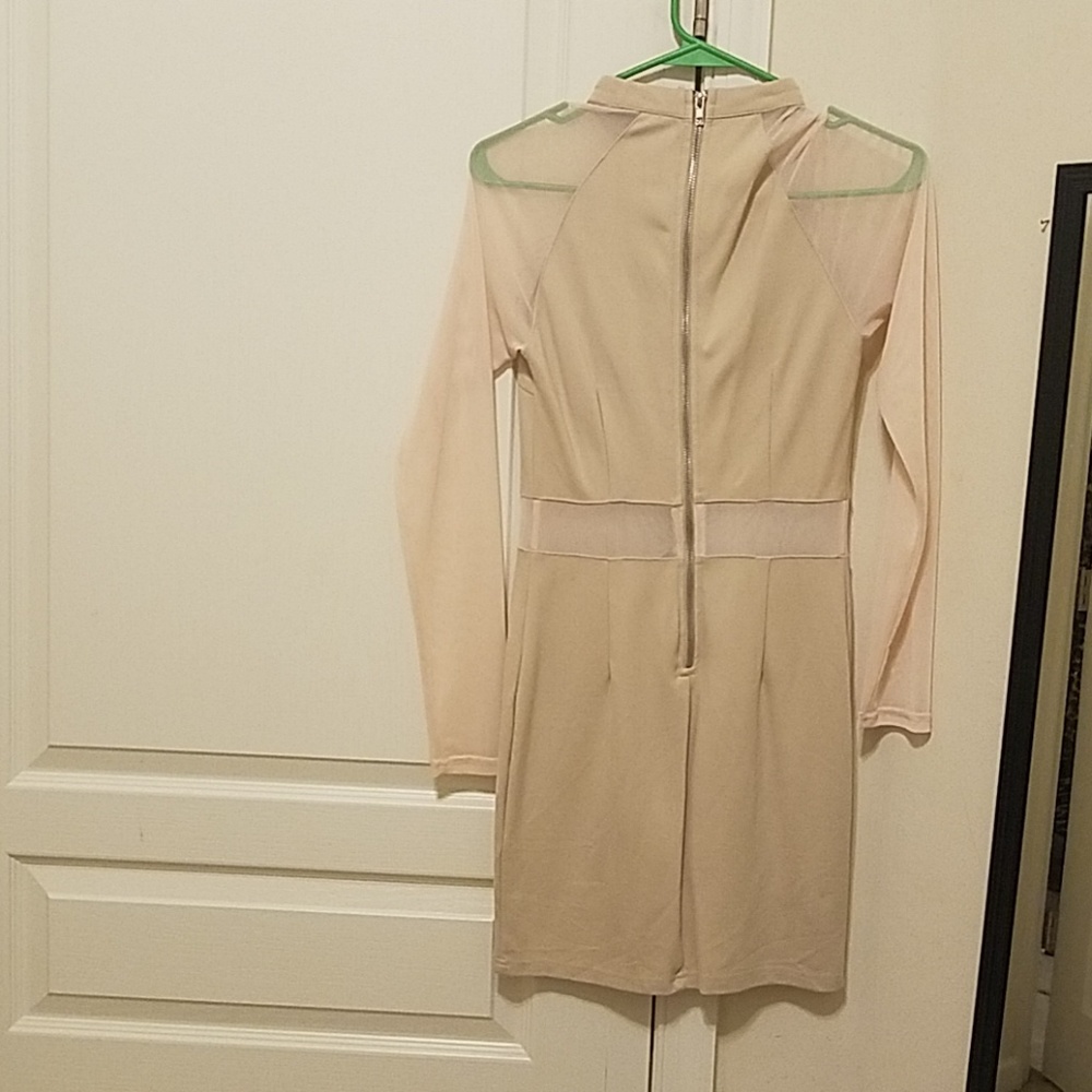 Dress - Picture 2 of 2